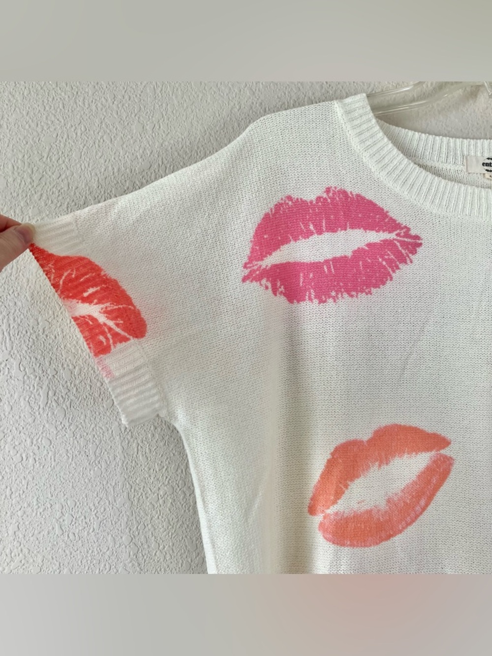 ENTRO Lip Print Lightweight Sweater L Novelty Kiss Graphic Quirky Chic Summer - Picture 3 of 9